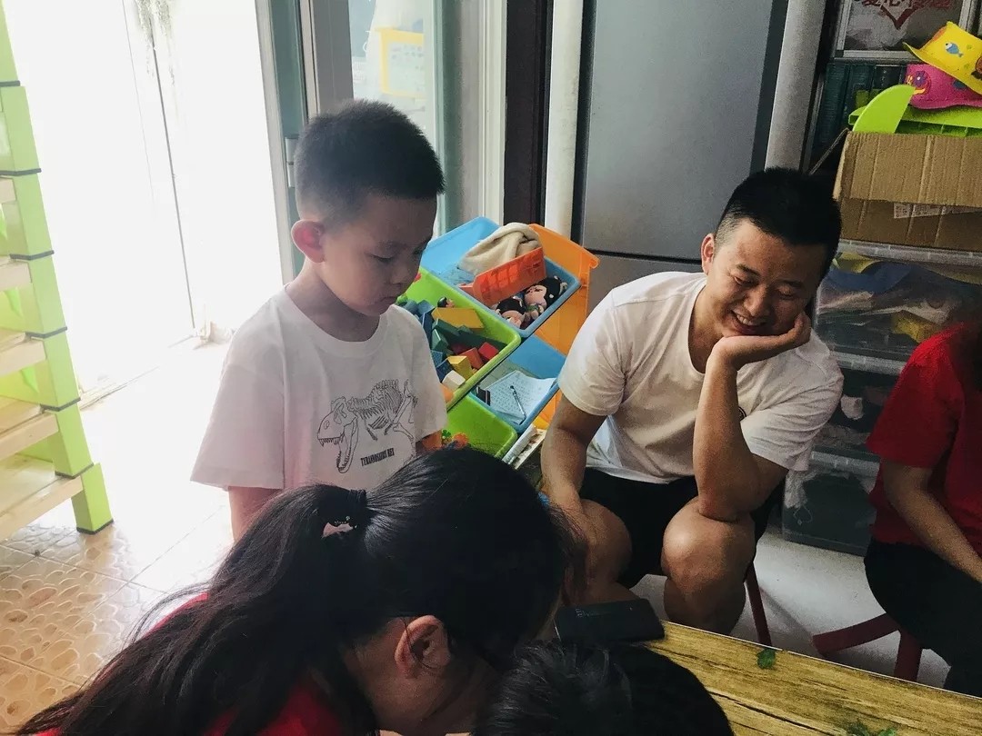 無(wú)聲的世界，有聲的愛(ài) 遠(yuǎn)行愛(ài)